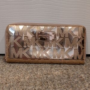 Michael Kors Zip Around Rose Gold Wallet